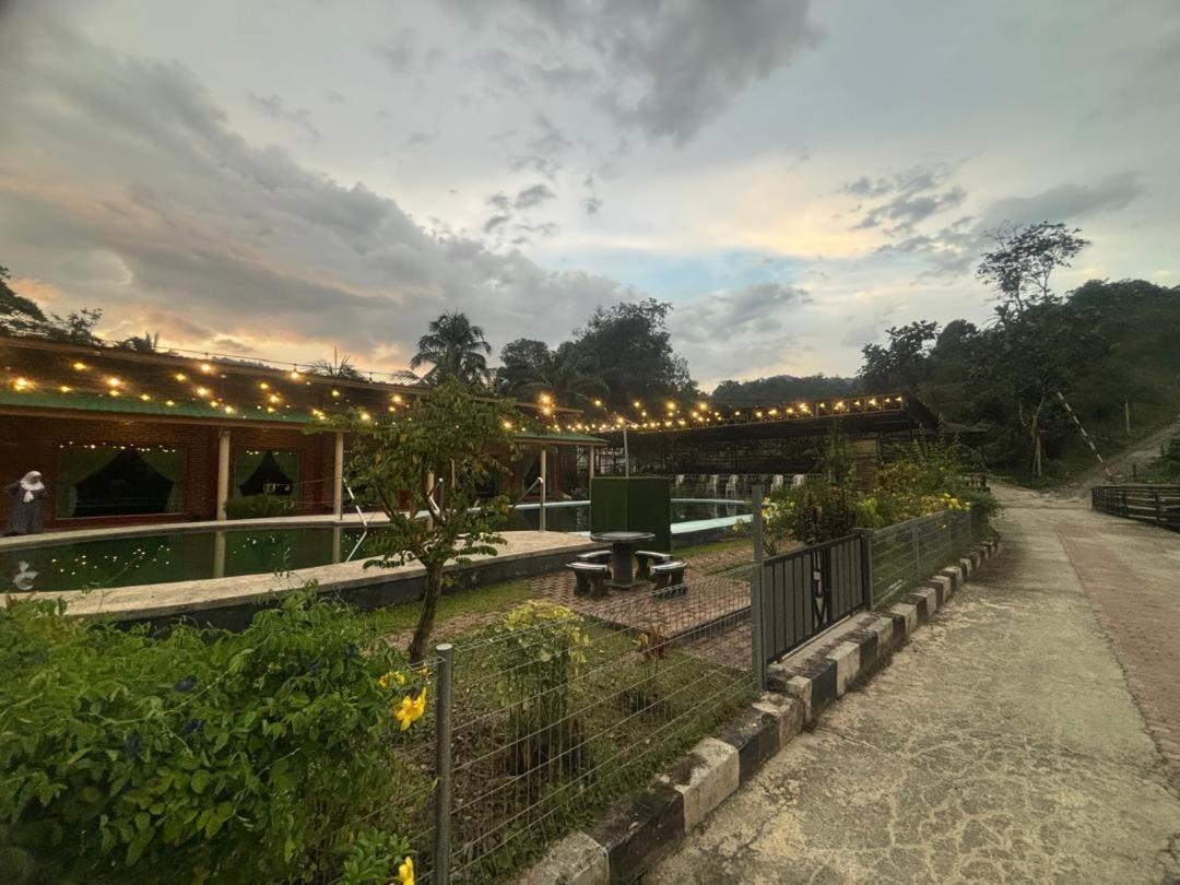 Yeob Village Kampong Padang  ภายนอก รูปภาพ